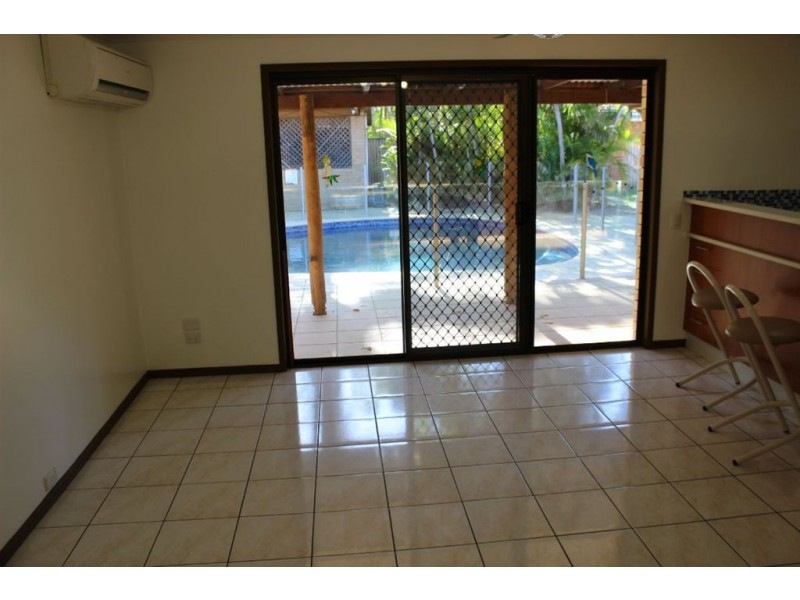 10 Sunset Beach Court, Shoal Point QLD 4750