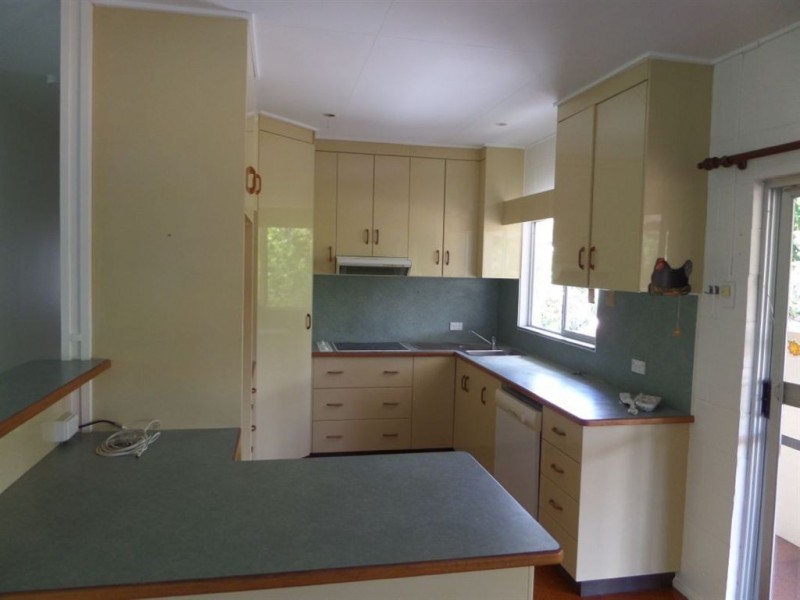 83 Waverly Street, Bucasia QLD 4750