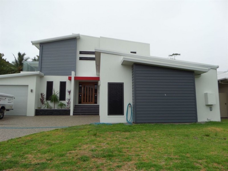 16 Turtle Place, Blacks Beach QLD 4740