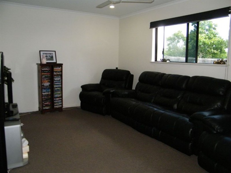 48 Katey Crescent, Mirani QLD 4754