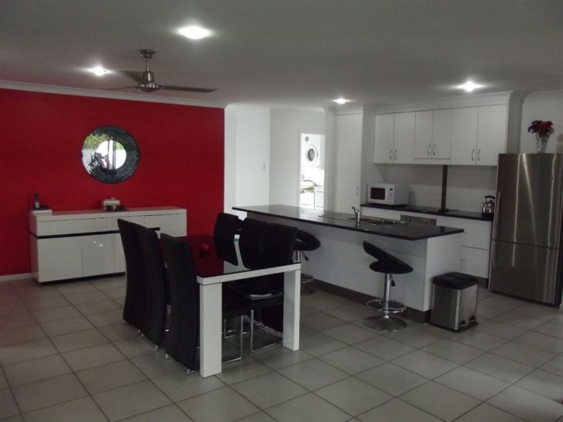 2 Clark Place, Marian QLD 4753