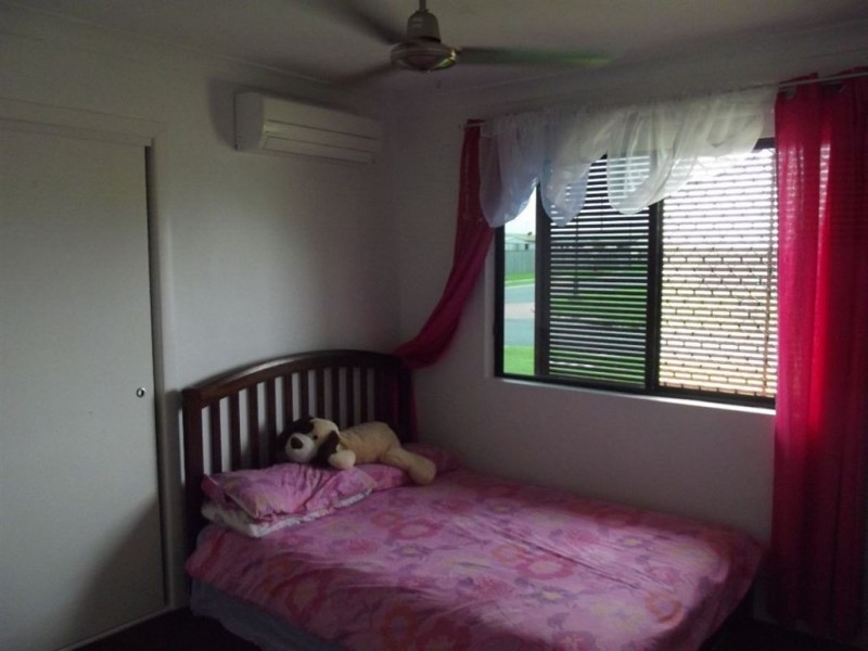 2 Clark Place, Marian QLD 4753