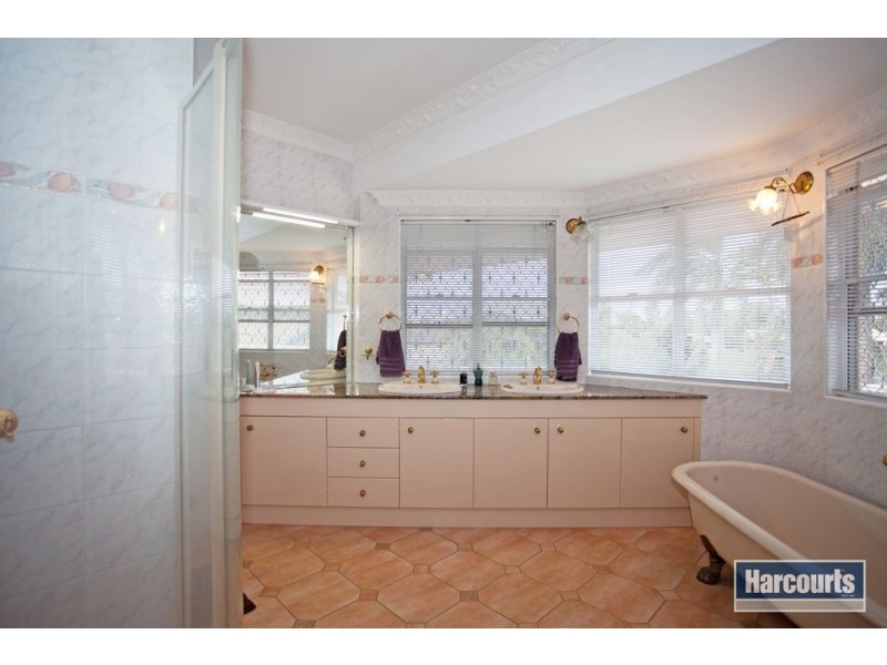 21 Charlmay Court, West Mackay QLD 4740