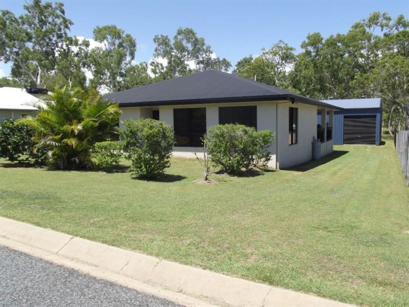 25 Ramp Road, St Helens Beach QLD 4798