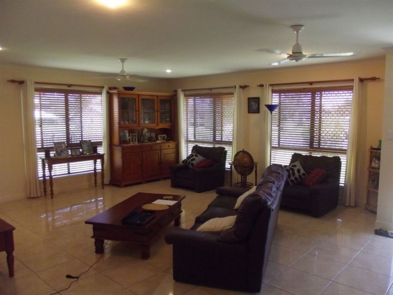 25 Ramp Road, St Helens Beach QLD 4798