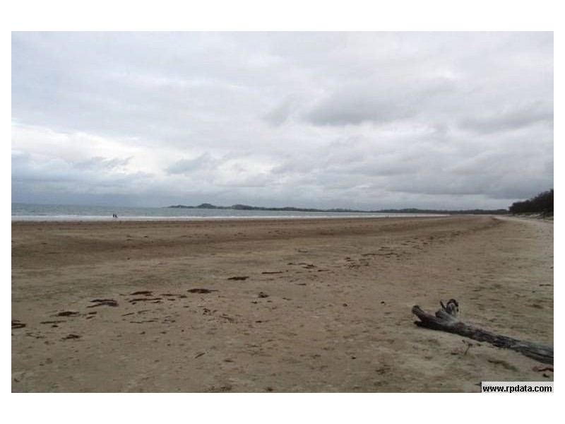 19 Seaspray Close, Shoal Point QLD 4750