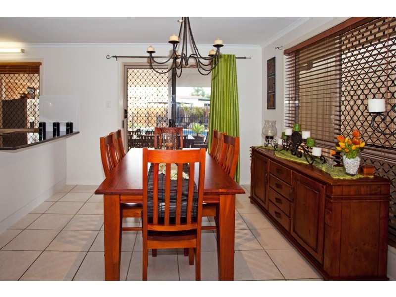 6 Hokins Court, Glenella QLD 4740