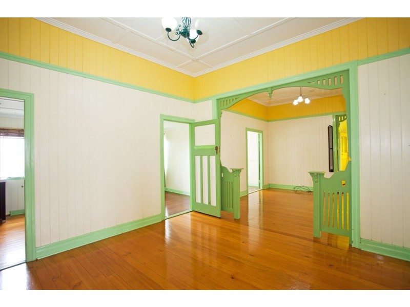 4a Lloyd Street, West Mackay QLD 4740