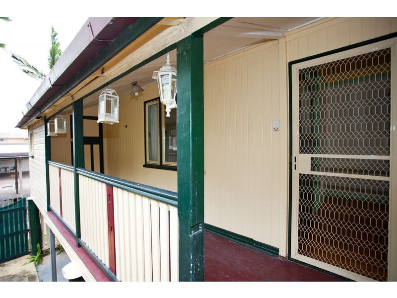 4a Lloyd Street, West Mackay QLD 4740