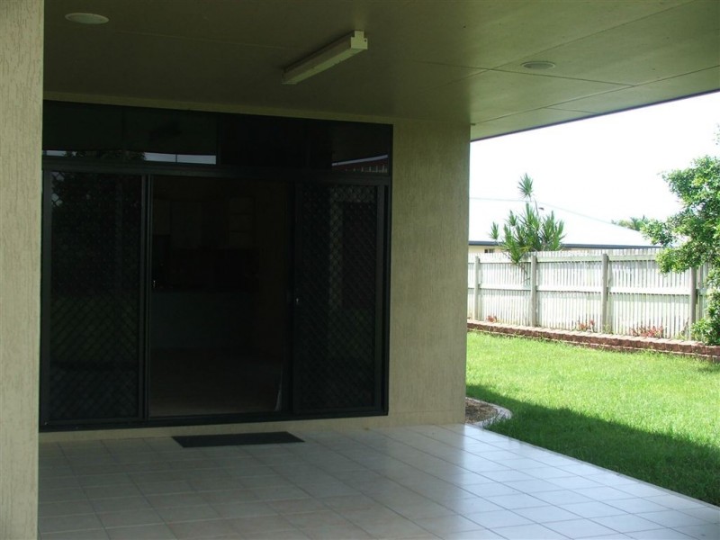 21 Dustwill Street, Eimeo QLD 4740