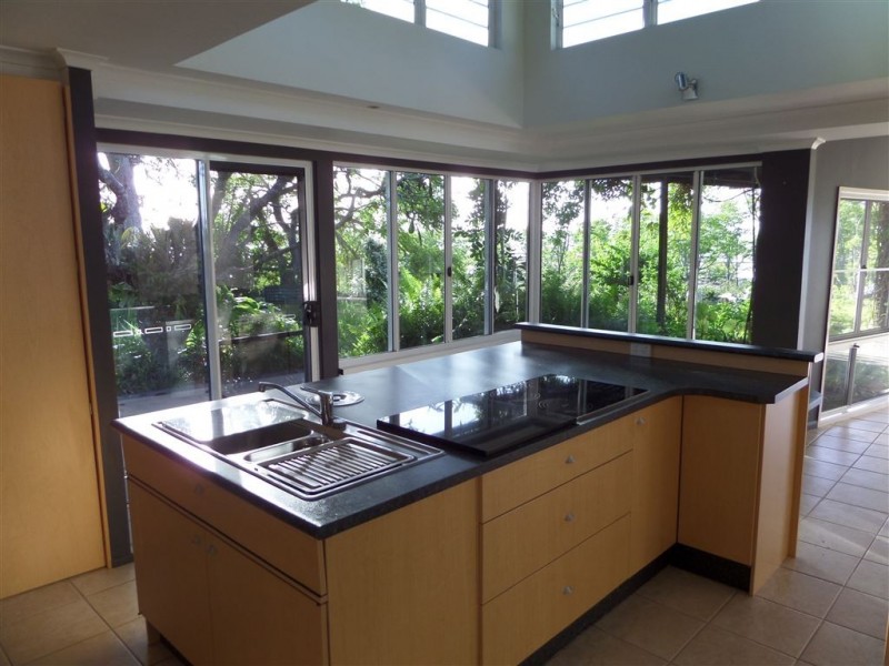 1 Slade Esplanade, Slade Point QLD 4740