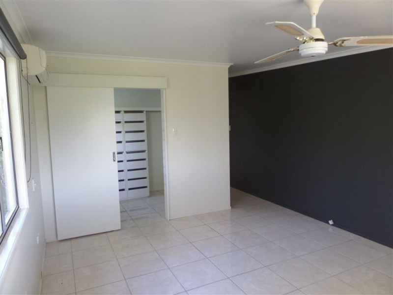 1 Slade Esplanade, Slade Point QLD 4740
