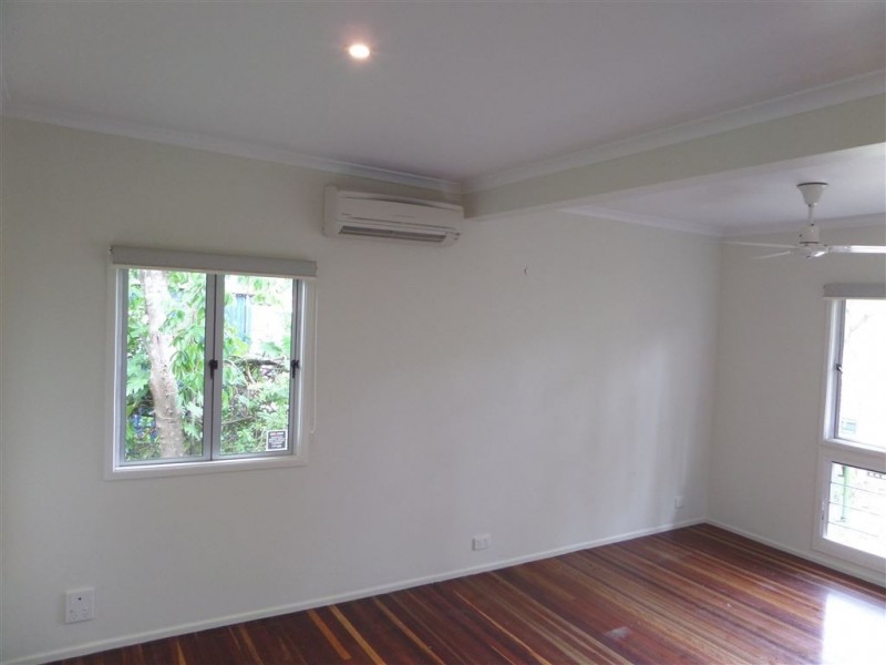 1 Slade Esplanade, Slade Point QLD 4740