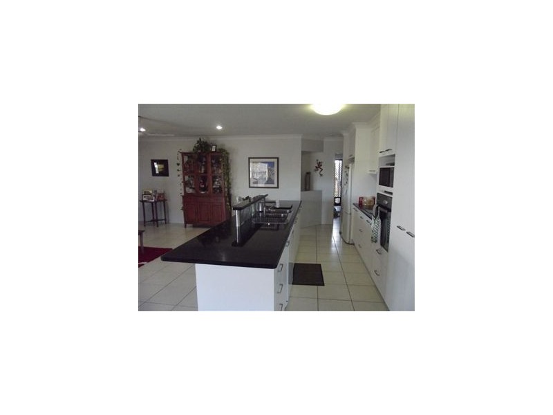 20 Debbiesue Drive, Mount Pleasant QLD 4740