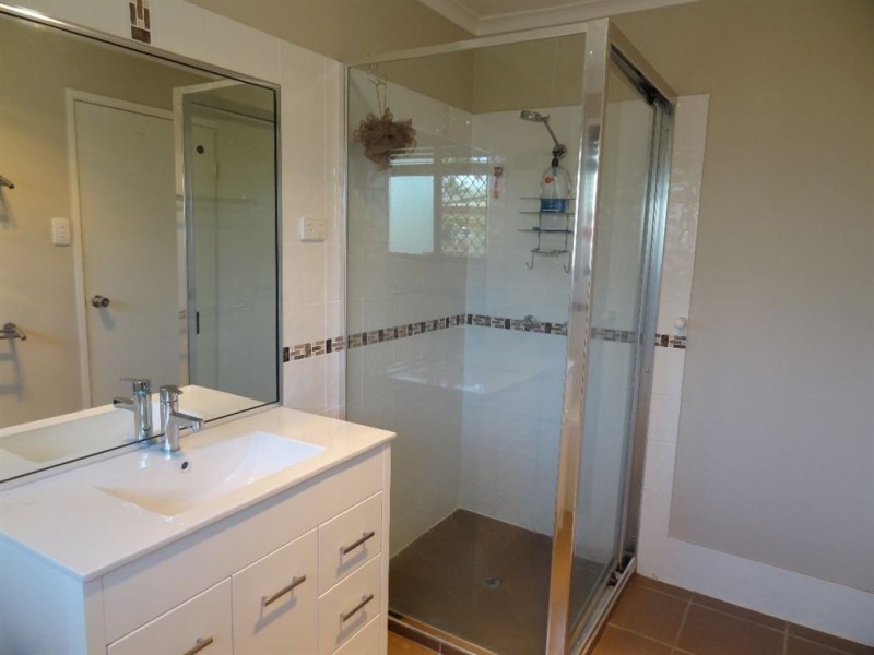 318 Bedford Road, Andergrove QLD 4740