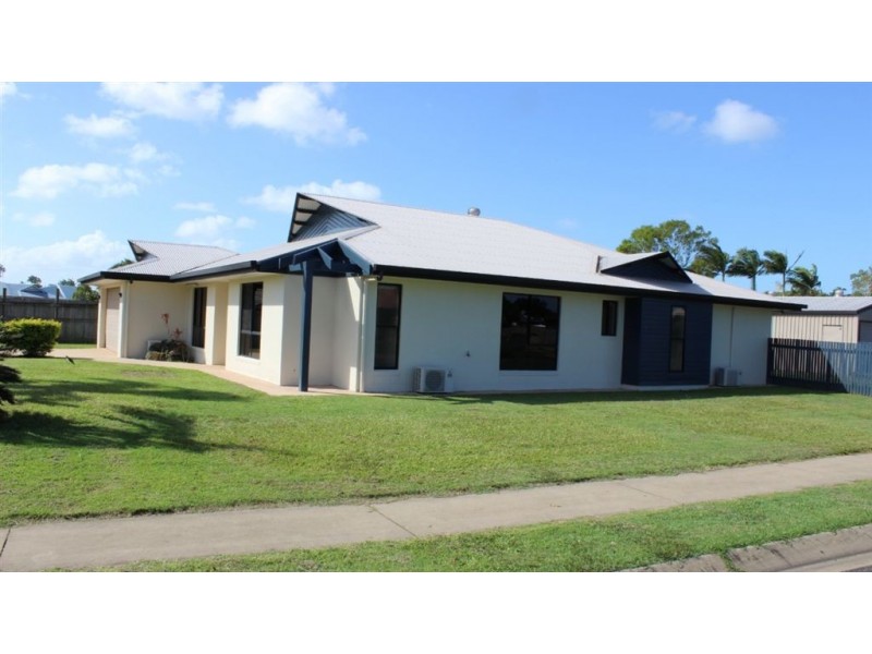 14 Wheeler Drive, Glenella QLD 4740