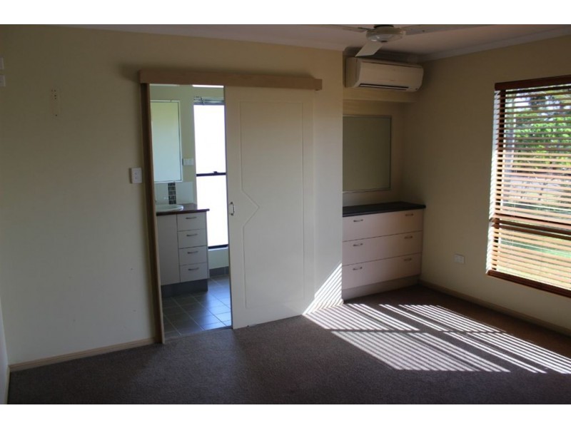 14 Wheeler Drive, Glenella QLD 4740