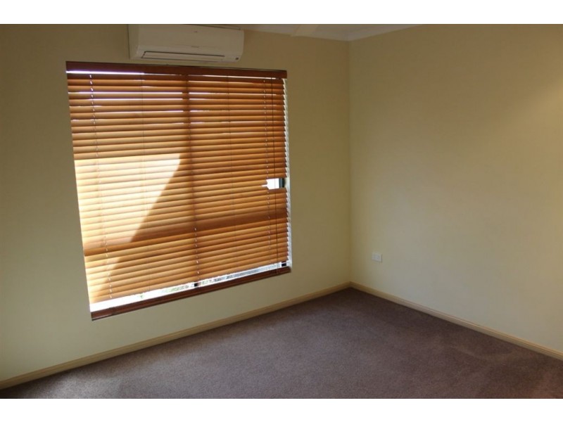 14 Wheeler Drive, Glenella QLD 4740