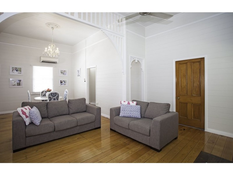 317 Shakespeare Street, Mackay QLD 4740