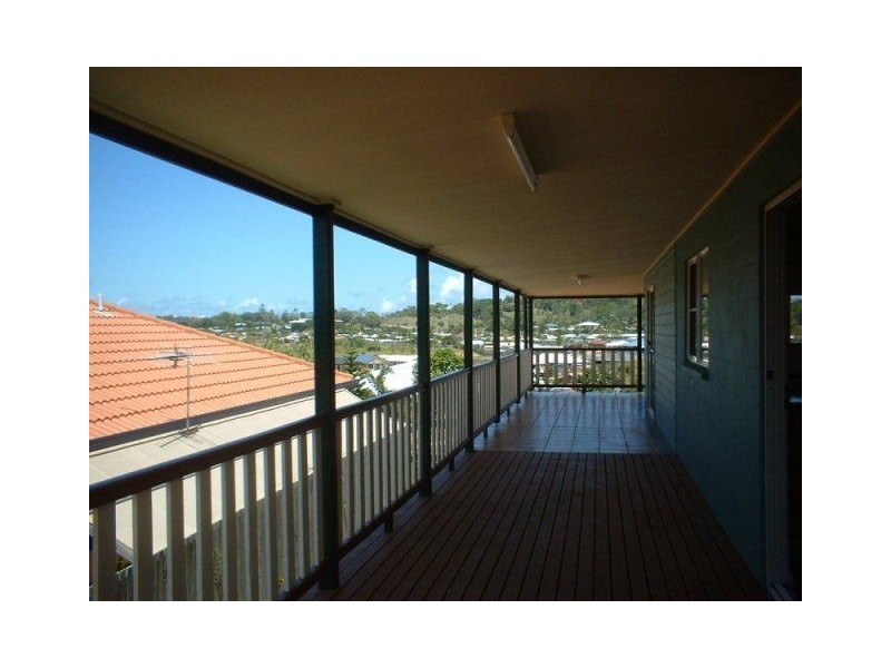 9 Murray Close, Eimeo QLD 4740
