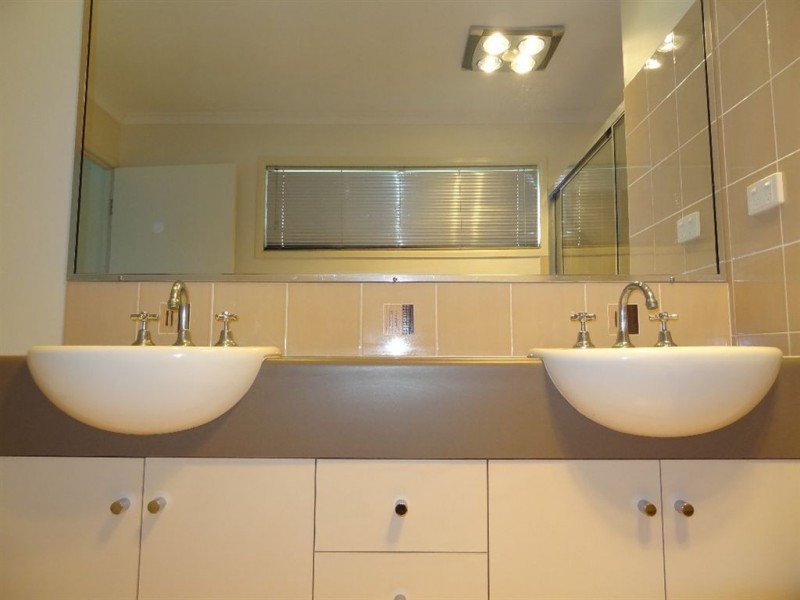 20 Wilcox Street, Eimeo QLD 4740