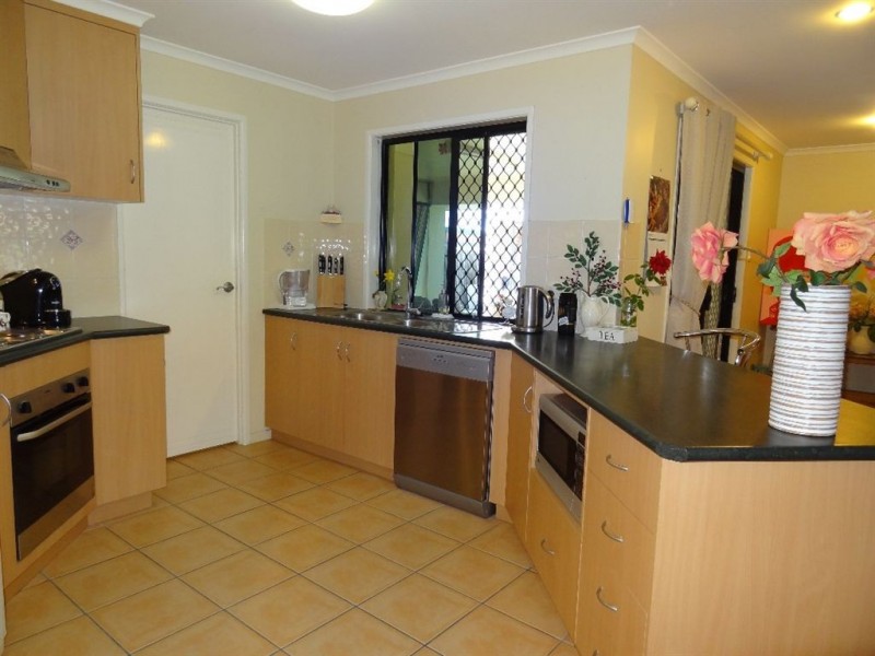 23 Marine Parade, Bucasia QLD 4750