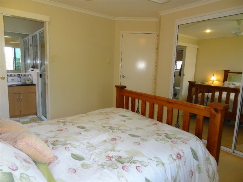 23 Marine Parade, Bucasia QLD 4750