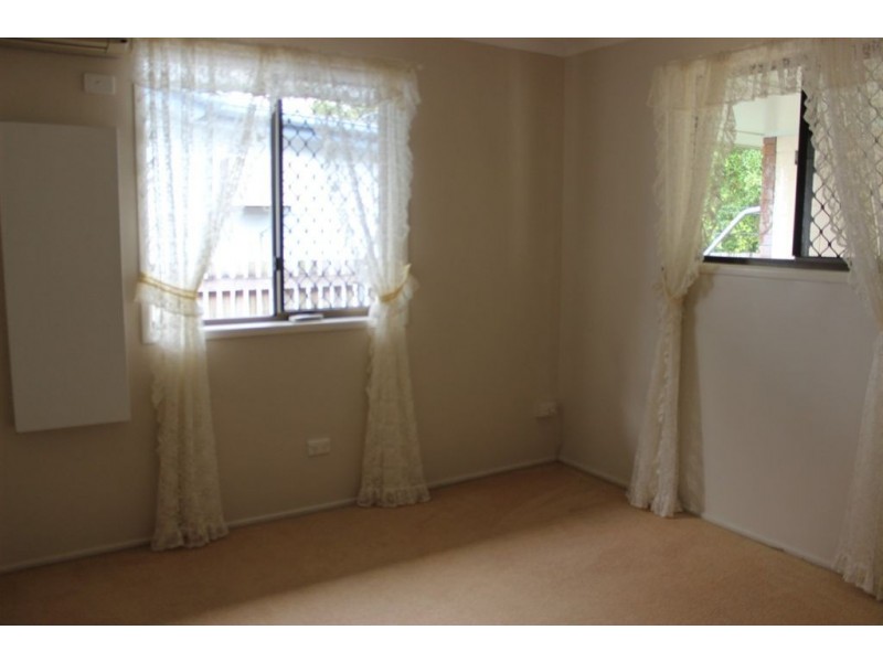 2/43 Holland Street, West Mackay QLD 4740