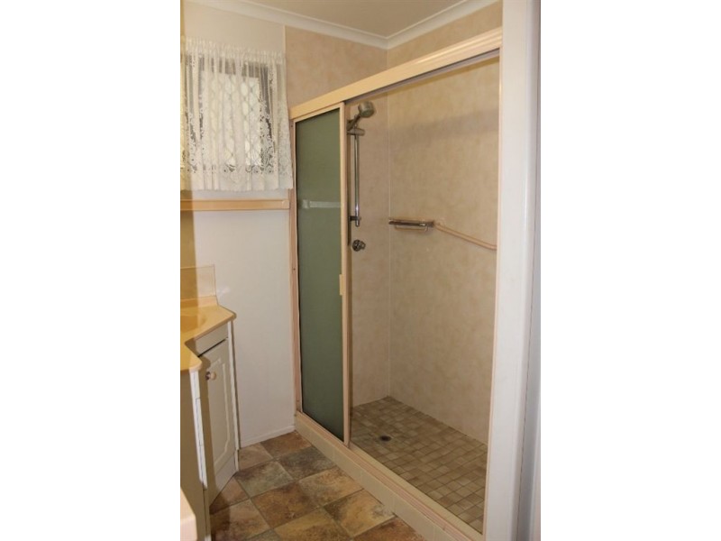 2/43 Holland Street, West Mackay QLD 4740