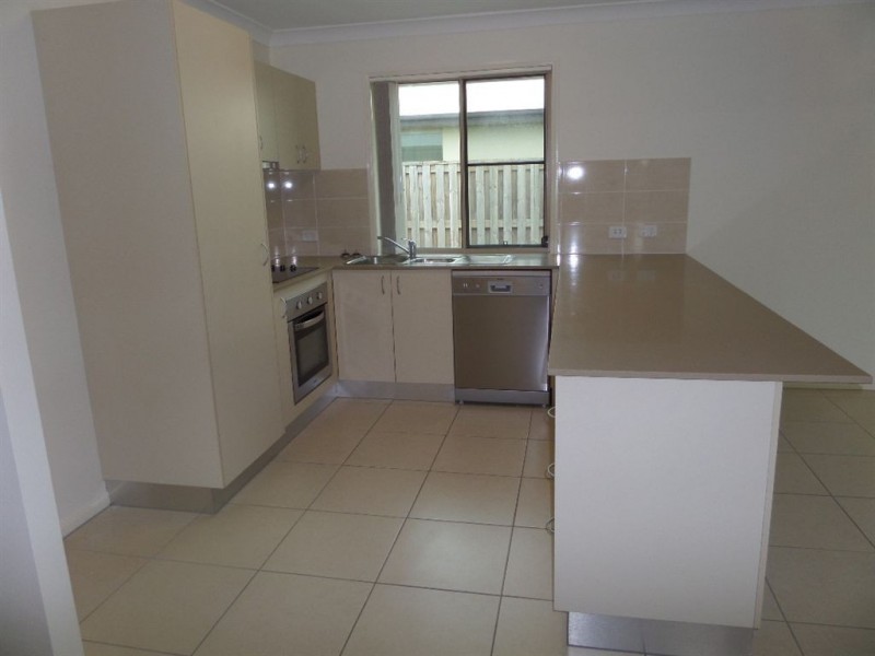 49 Newport Parade, Blacks Beach QLD 4740