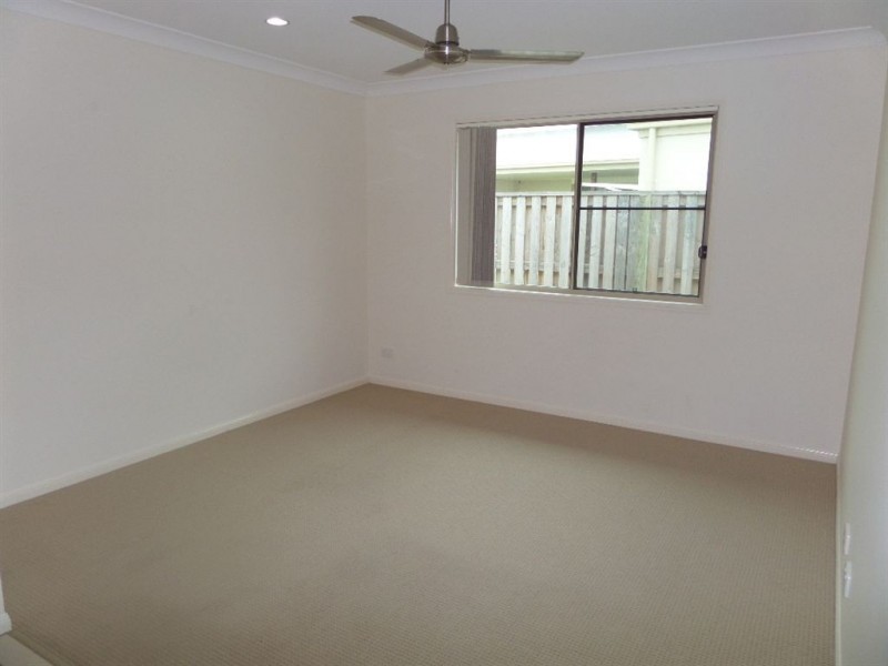 49 Newport Parade, Blacks Beach QLD 4740