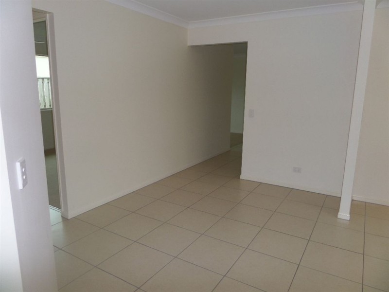 49 Newport Parade, Blacks Beach QLD 4740