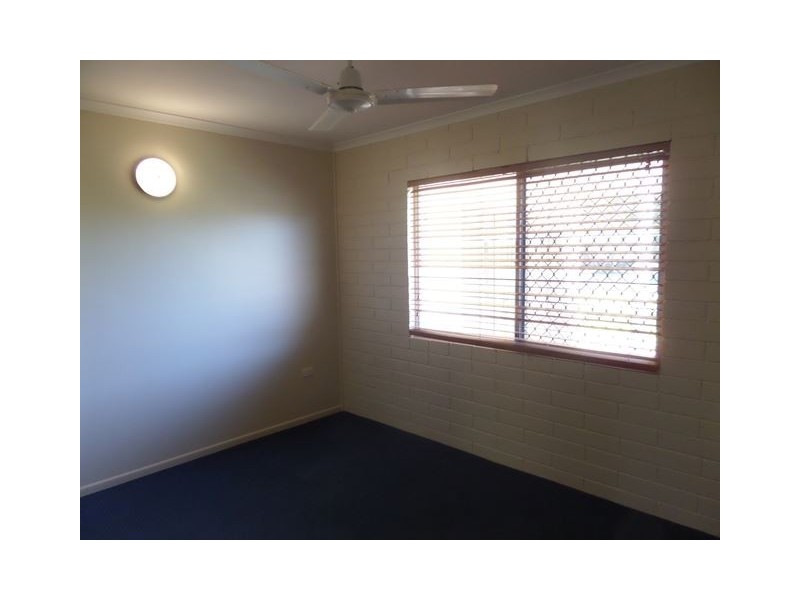 8 Pine Street, Andergrove QLD 4740