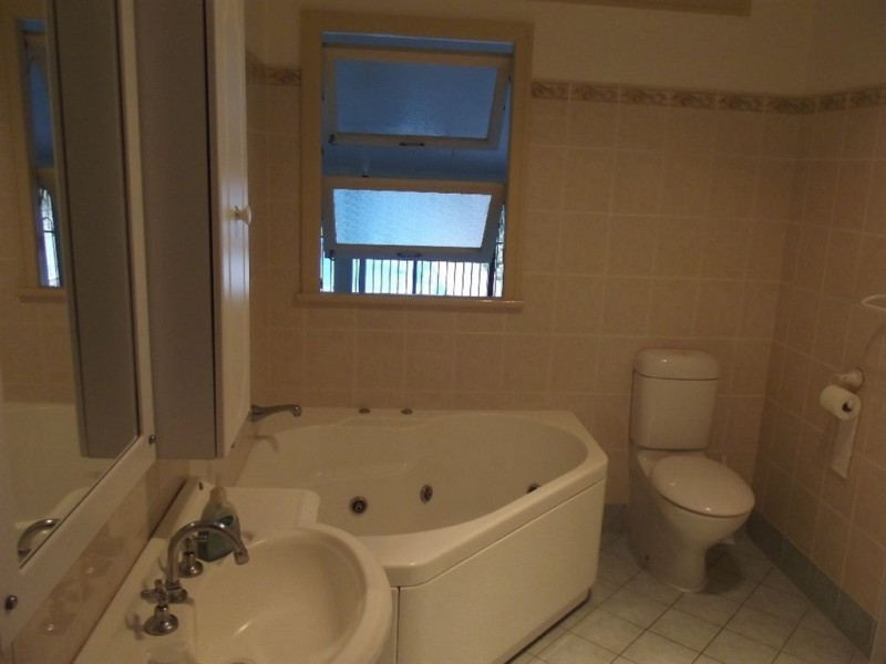 32 Black Street, South Mackay QLD 4740