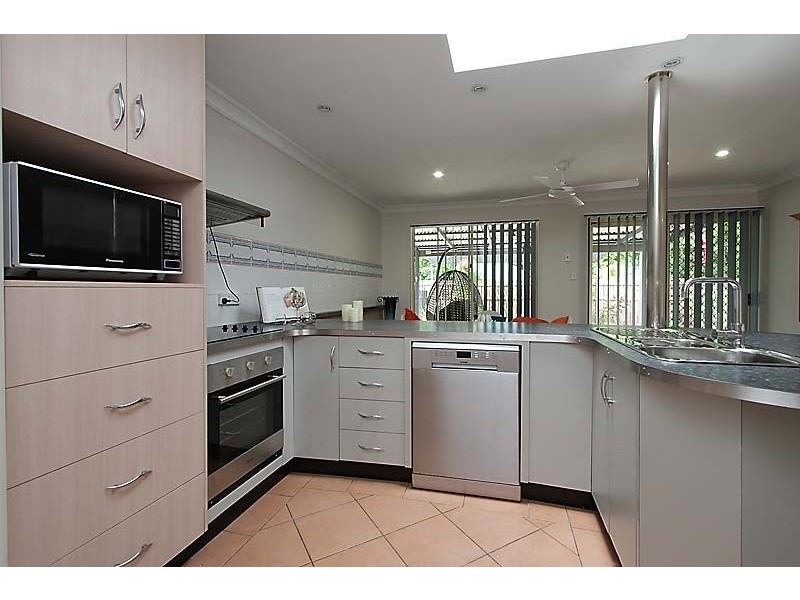 13 Suncrest Court, Mount Pleasant QLD 4740