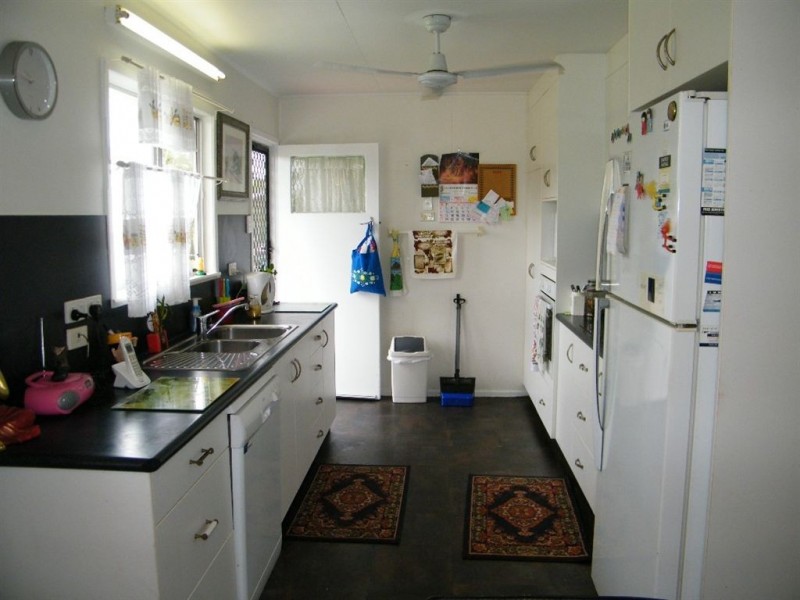 40 Petrie Street, East Mackay QLD 4740