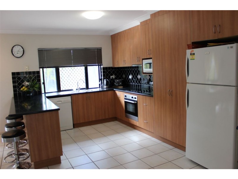 9 Abalone Court, East Mackay QLD 4740