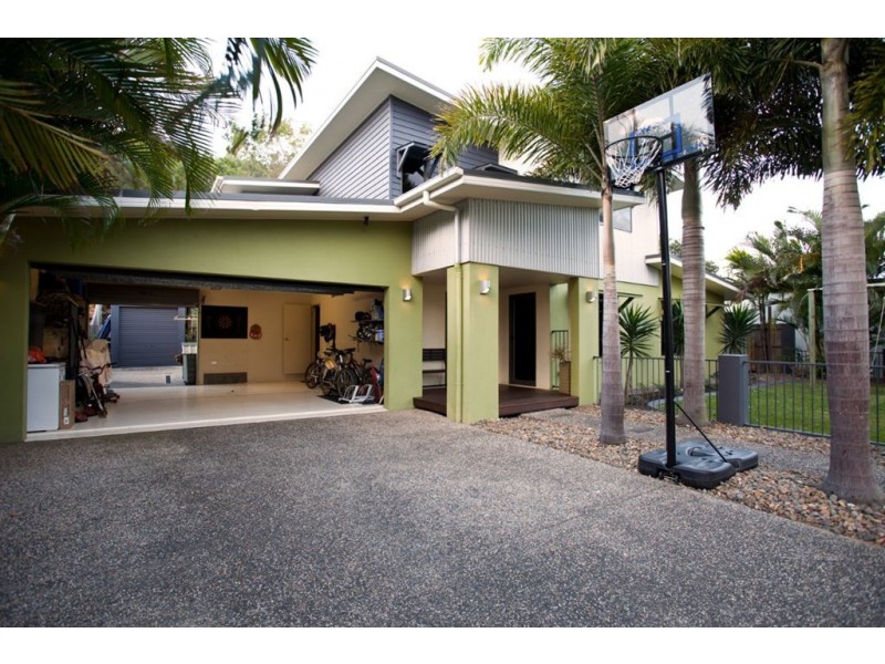 25 Portside Place, Shoal Point QLD 4750