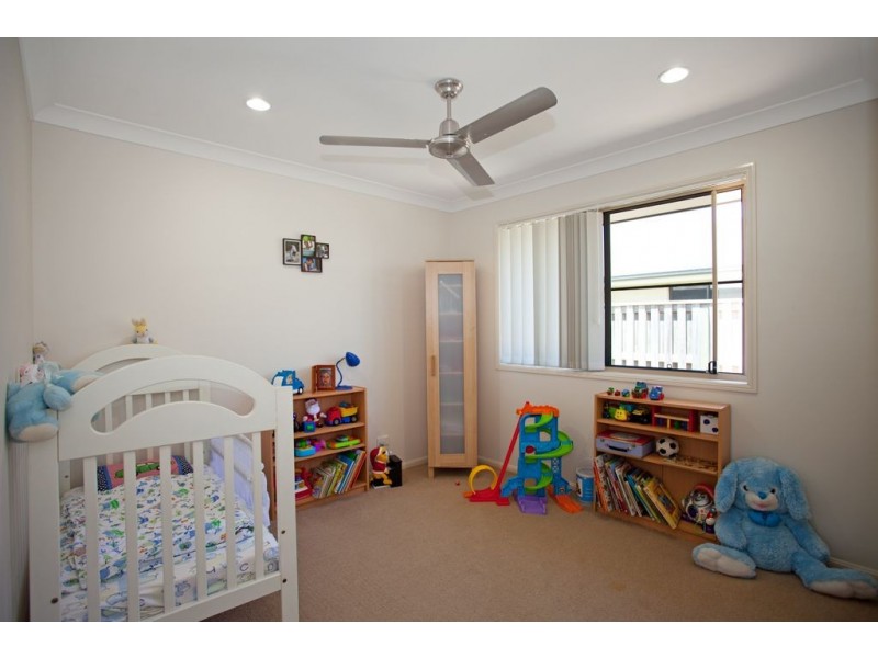 45 Whitehaven Drive, Blacks Beach QLD 4740