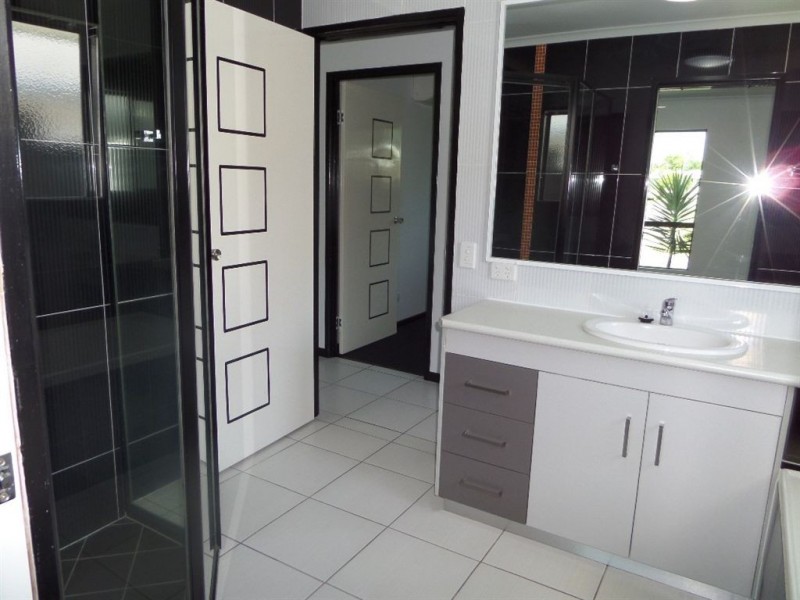 1b Bundesen Street, North Mackay QLD 4740