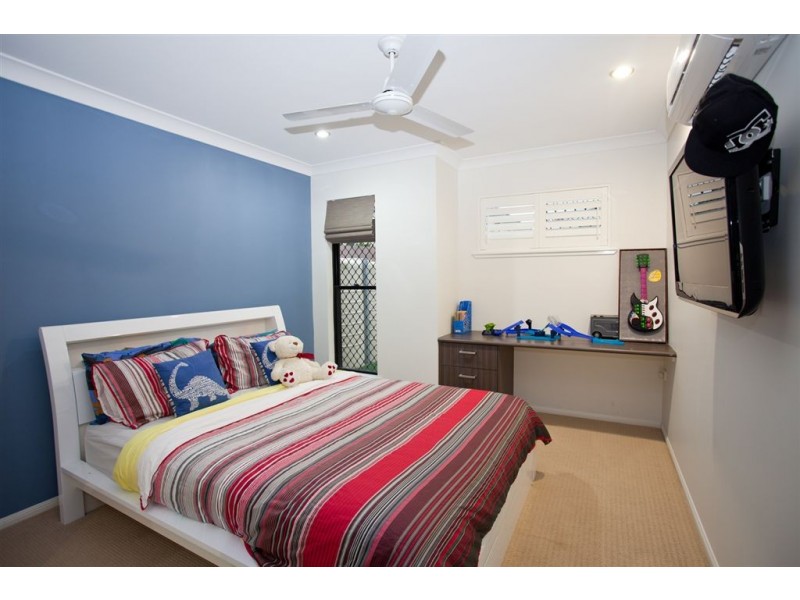 10 Rudd Street, Rural View QLD 4740
