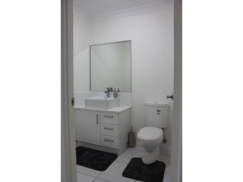 1 Iris Court, Walkerston QLD 4751