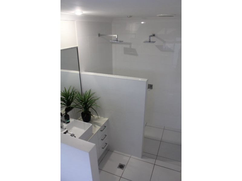 1 Iris Court, Walkerston QLD 4751