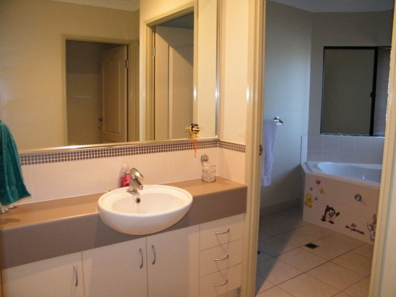 39 Hodges Street, East Mackay QLD 4740