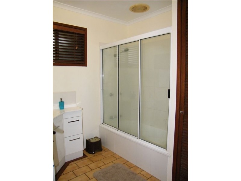 39 Grevillea Drive, Glenella QLD 4740