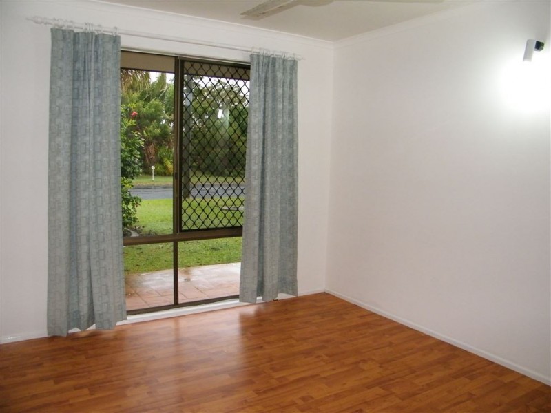 19 Salmon Avenue, Eimeo QLD 4740