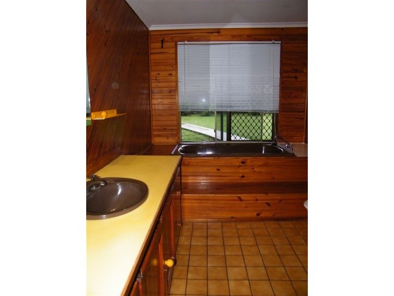 19 Salmon Avenue, Eimeo QLD 4740