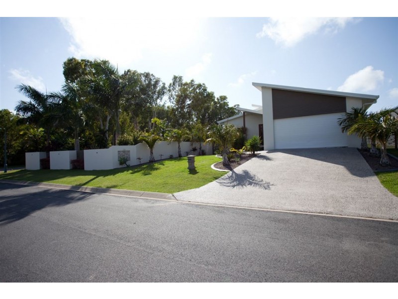 32 Livistonia Street, Andergrove QLD 4740