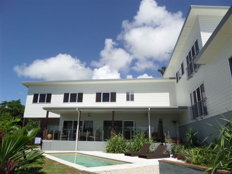 35 Village Circuit, Eimeo QLD 4740