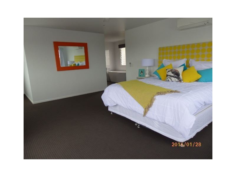 35 Village Circuit, Eimeo QLD 4740